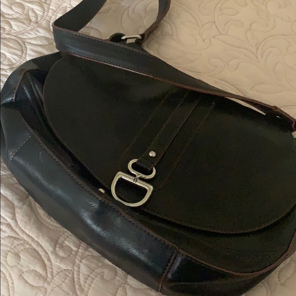 Genuine Etienne Aigner ladies handbag.